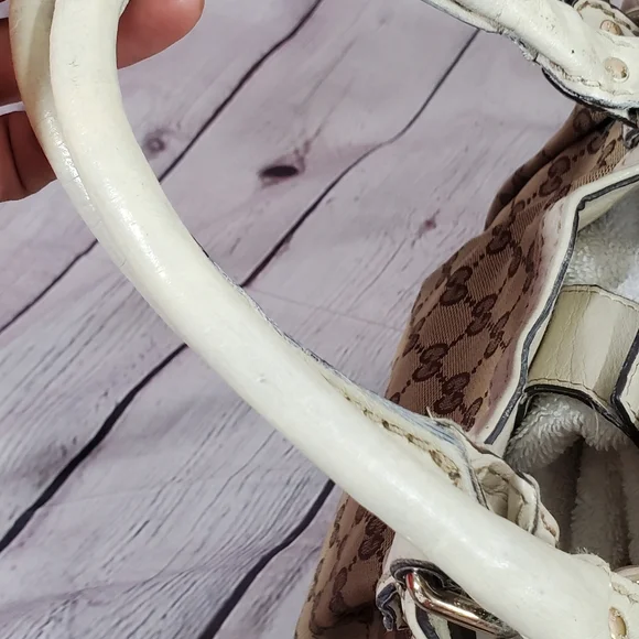 GUCCI GG SIGNATURE SUKEY HOBO BAG - Picture 9 of 15